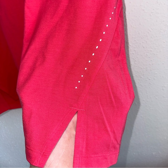 Lululemon Relaxed-Fit Running T-shirt - Picture 3 of 7